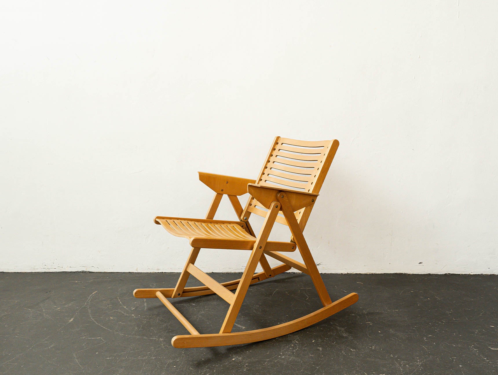 REX Rocking Chair – Aa Furniture