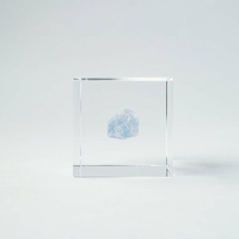 Sola Cube - Celestite