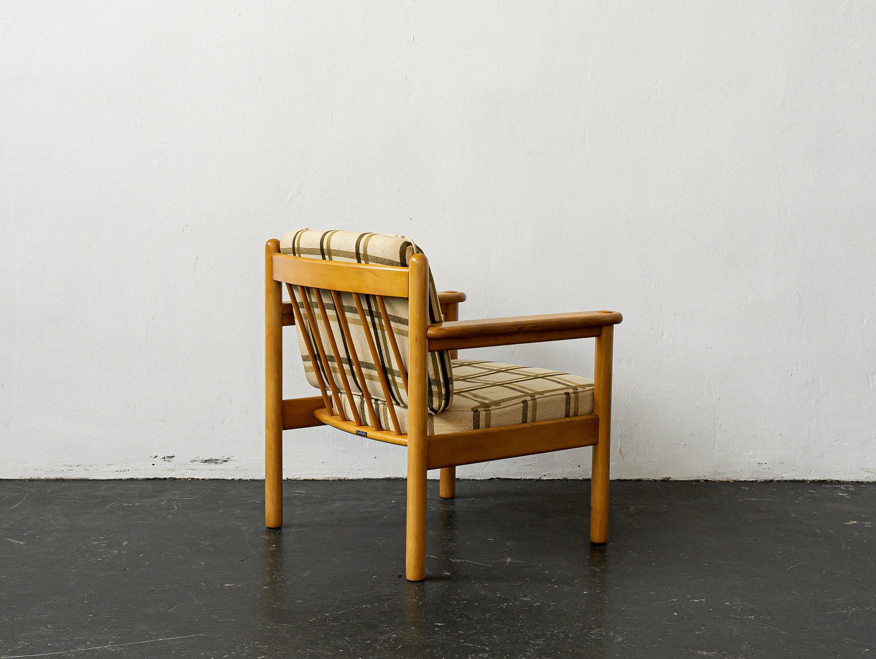 Karimoku 1P Lounge Chair