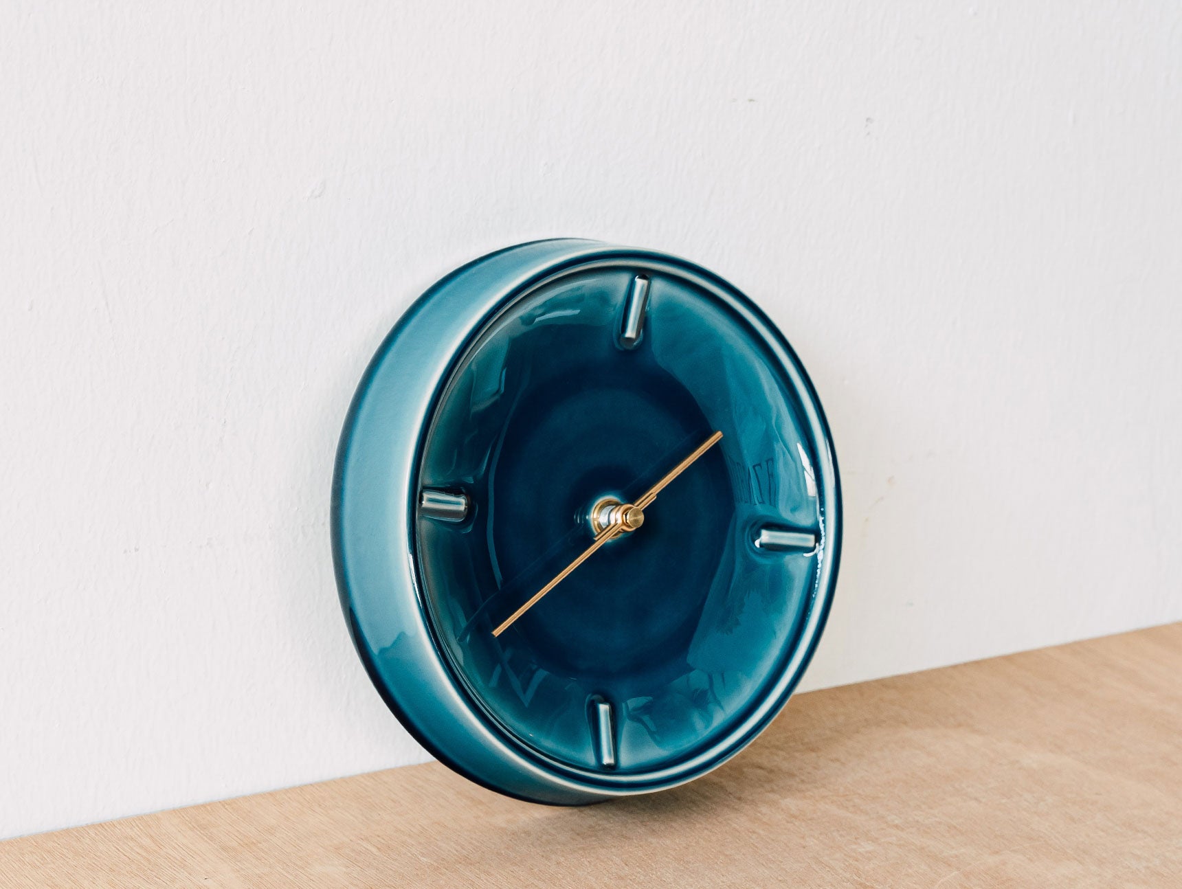 Sugy Glazed Clock - Pale Blue Glaze