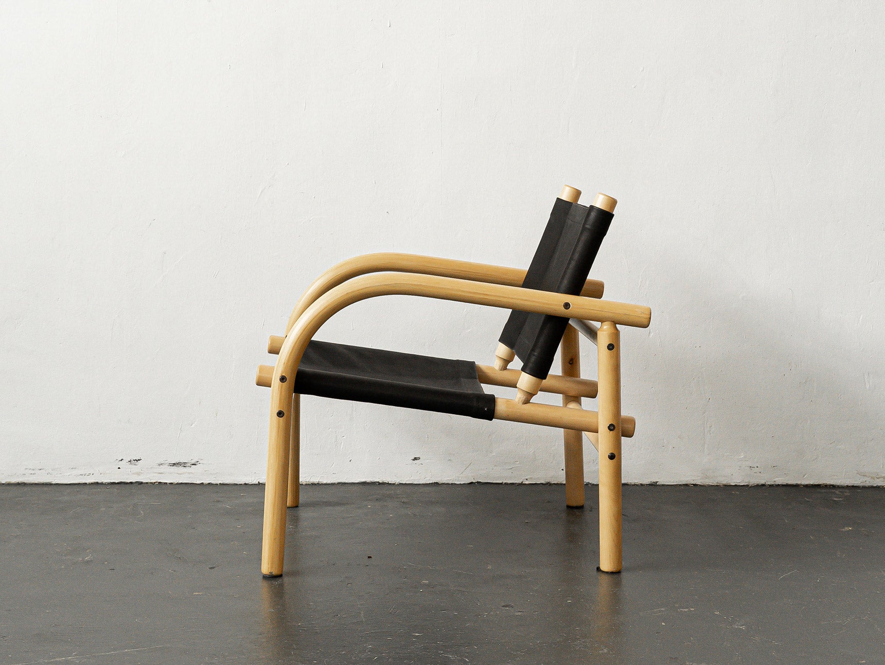 Vintage Artek 411 Lounge Chair