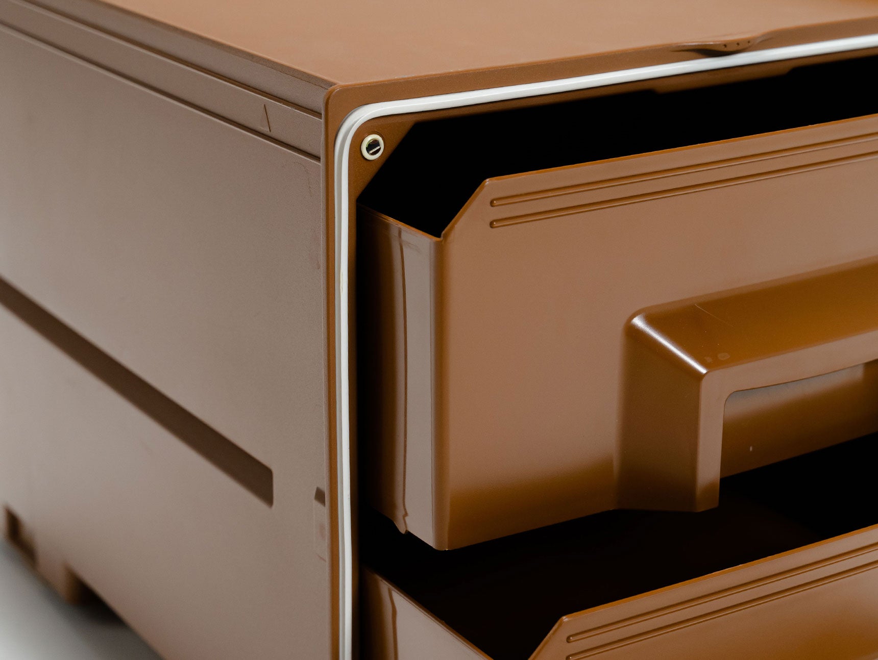 Tupperware Super Chest Mini - Brown