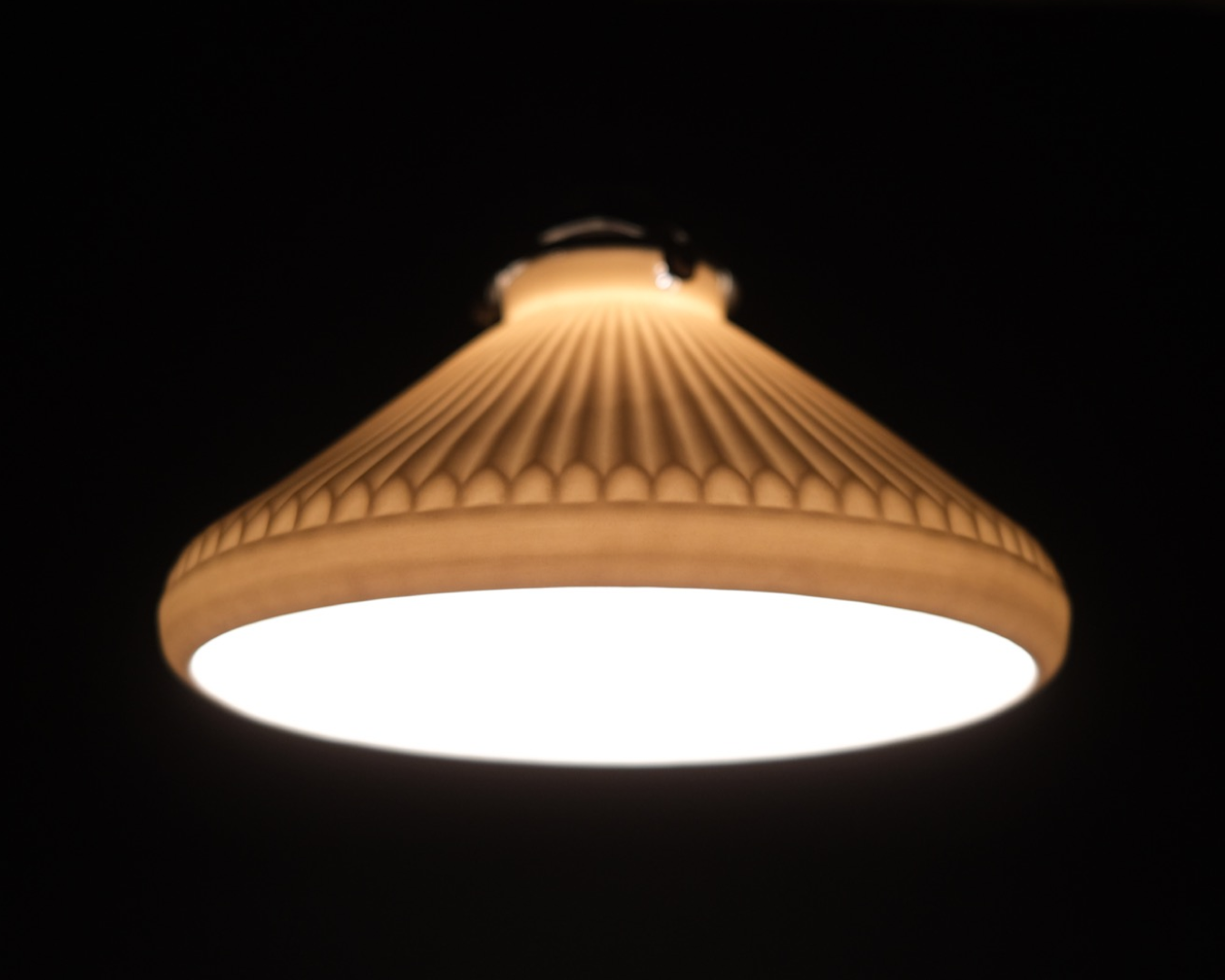 Porcelain Pendant - Accordian M (Open)