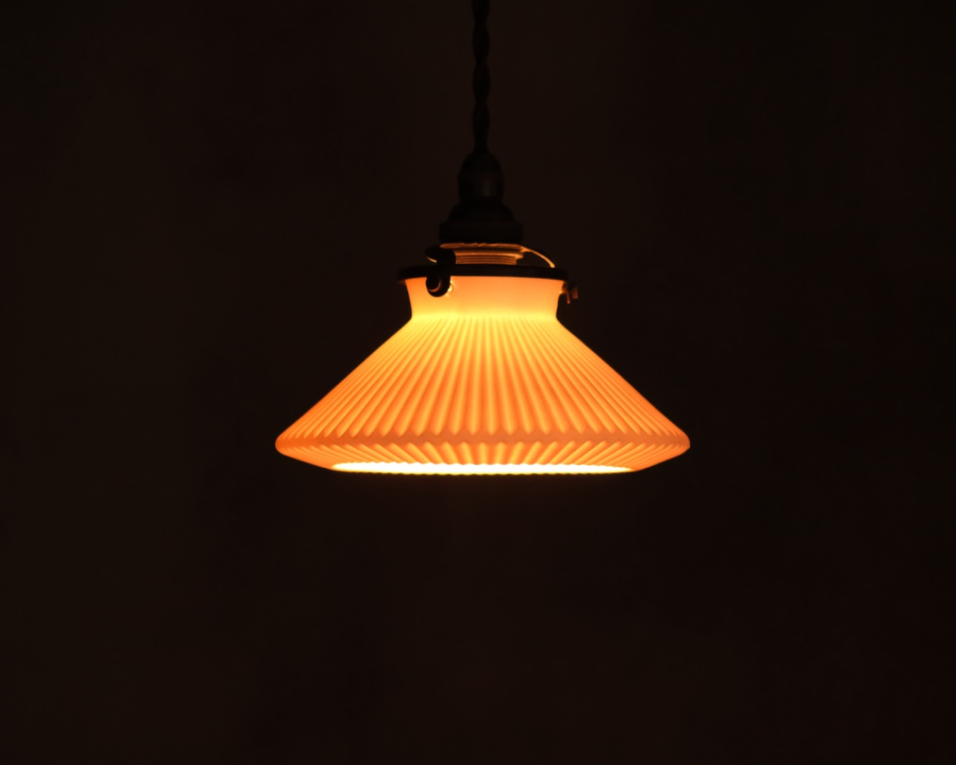 Porcelain Pendant - Accordian S (Open)