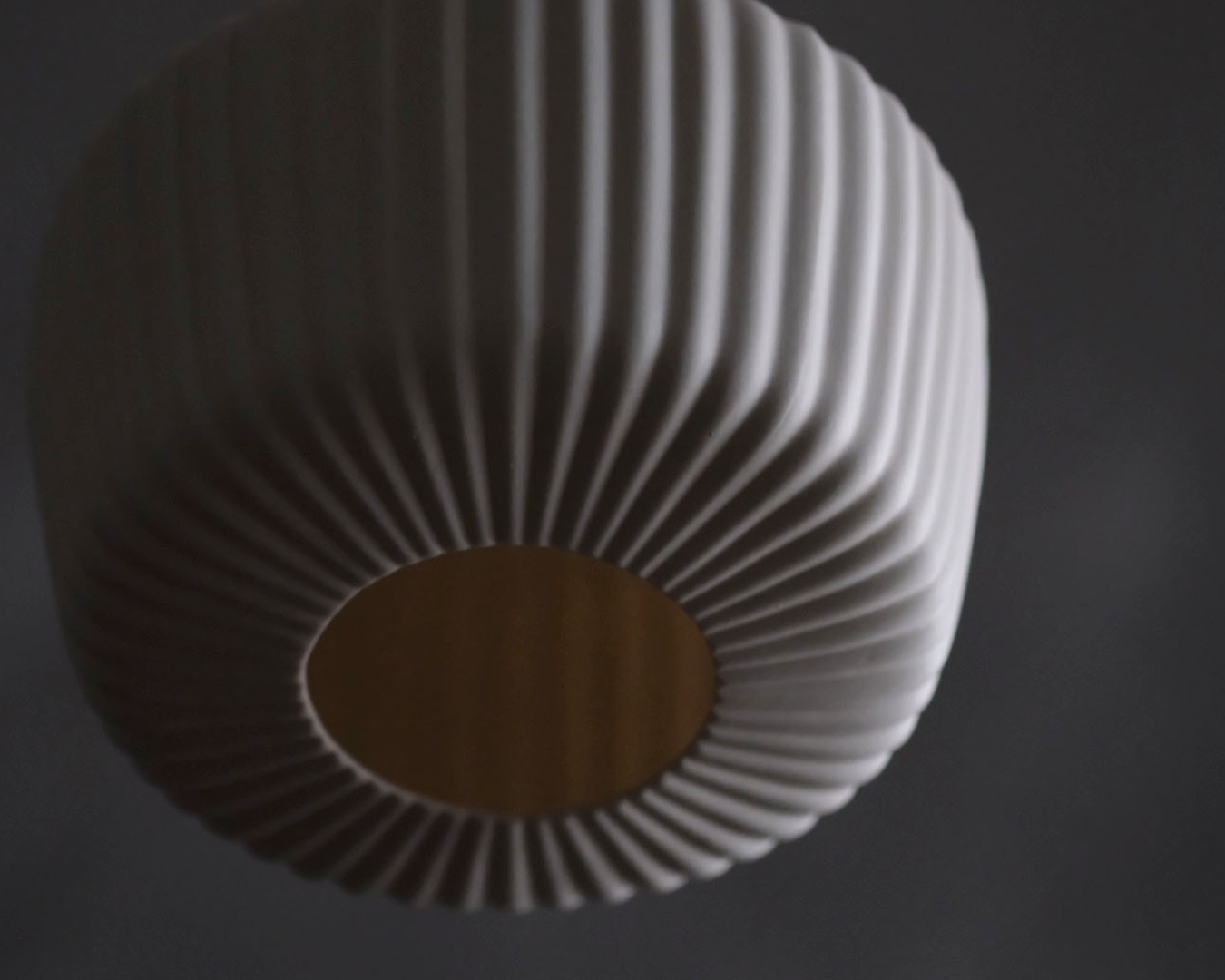 Porcelain Pendant - Arc M (Open)