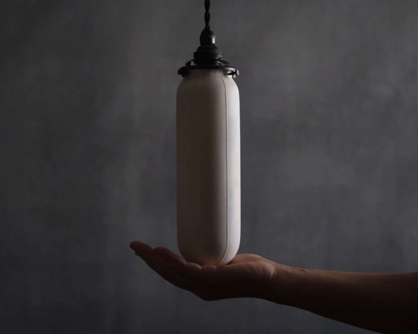 Porcelain Pendant - Capsule Slim S