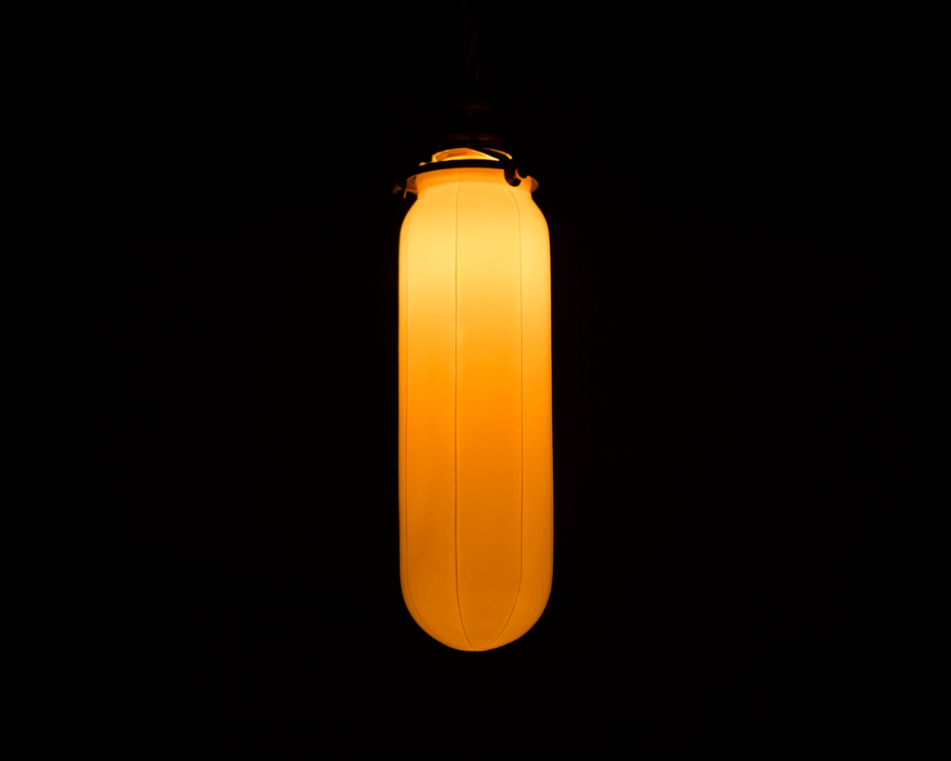 Porcelain Pendant - Capsule Slim S