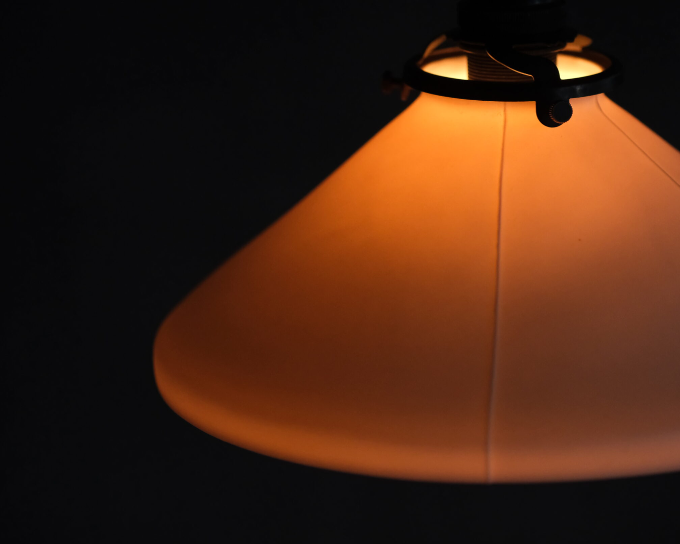 Porcelain Pendant - Cone M (Open)