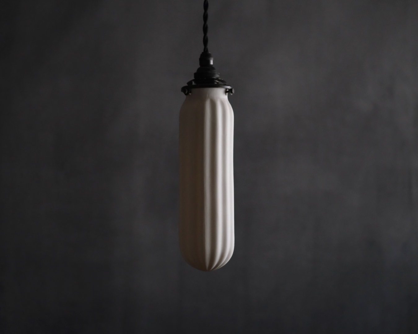 Porcelain Pendant - Draped Slim S