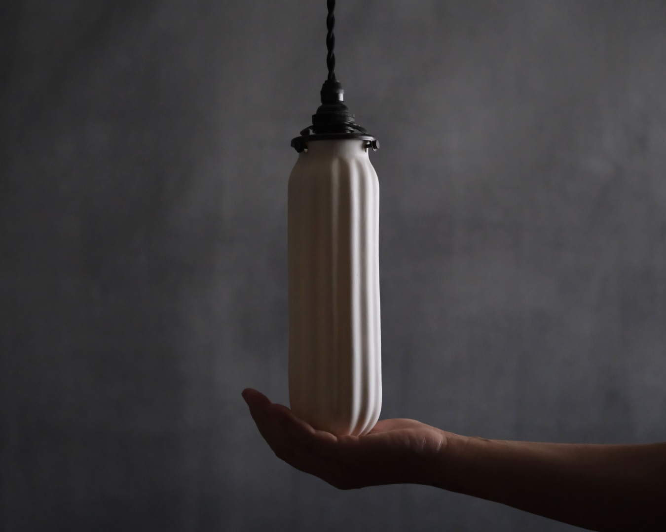 Porcelain Pendant - Draped Slim S