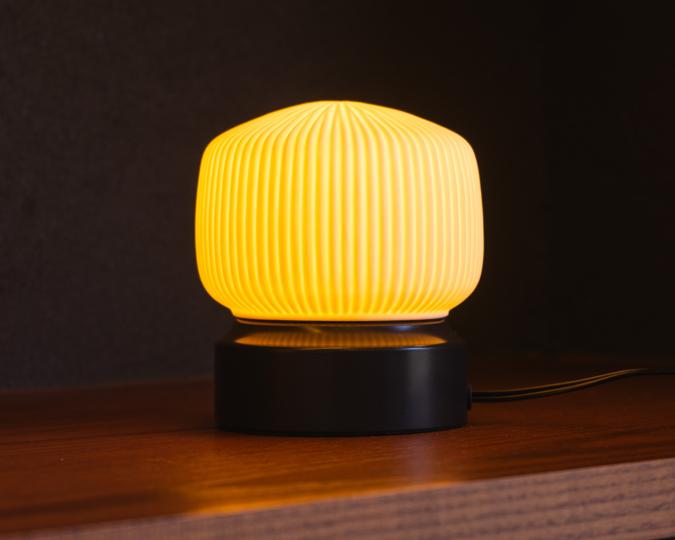 Porcelain Surface Lamp - Arc S