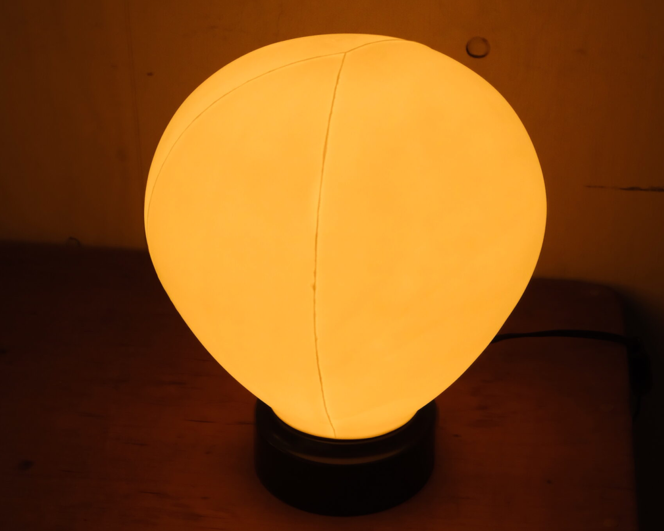 Porcelain Surface Lamp - Balloon