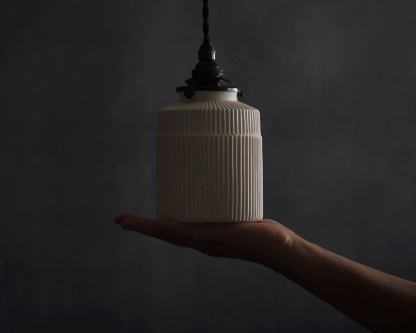 Porcelain Pendant - Stepped Bottle S (Close)