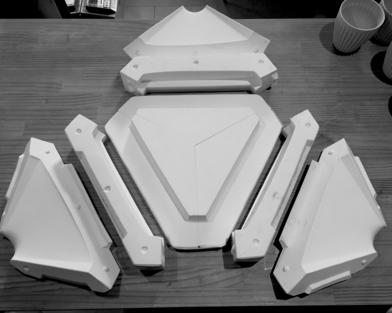 Porcelain Pendant - Triangle L (Close)